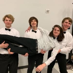 Meet your Posher, Adam